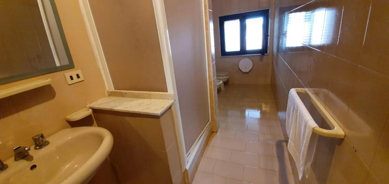 Beb Eclissi Bed & Breakfast Fontane Bianche Exterior photo